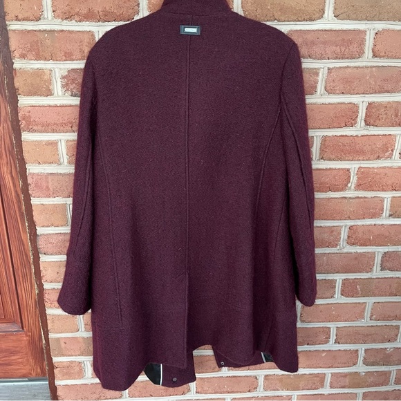 Ladies wine colored/burgundy wool blend pea coat. Calvin Klein. XXL - Picture 12 of 15